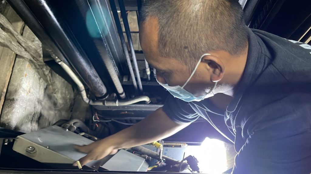 electric forklift repair near me